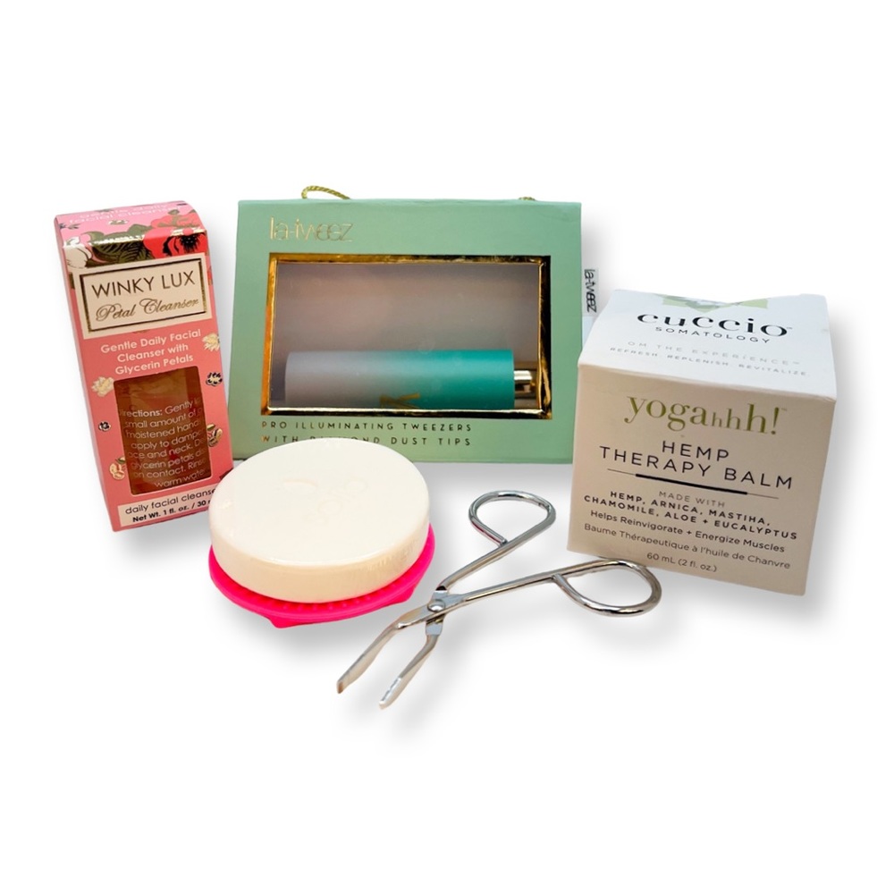 Tweezers, brush soap, and facial melt: KippyKat’s Declutter Lot 2